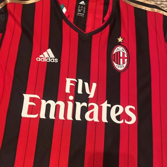 AC Milan jersey - Picture 3 of 5
